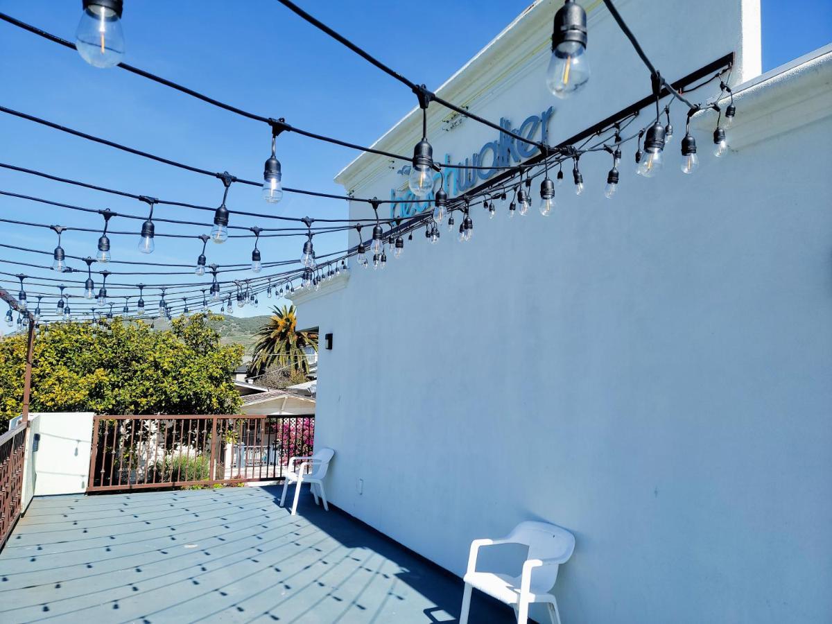 Beachwalker Inn & Suites Писмо Бич Экстерьер фото